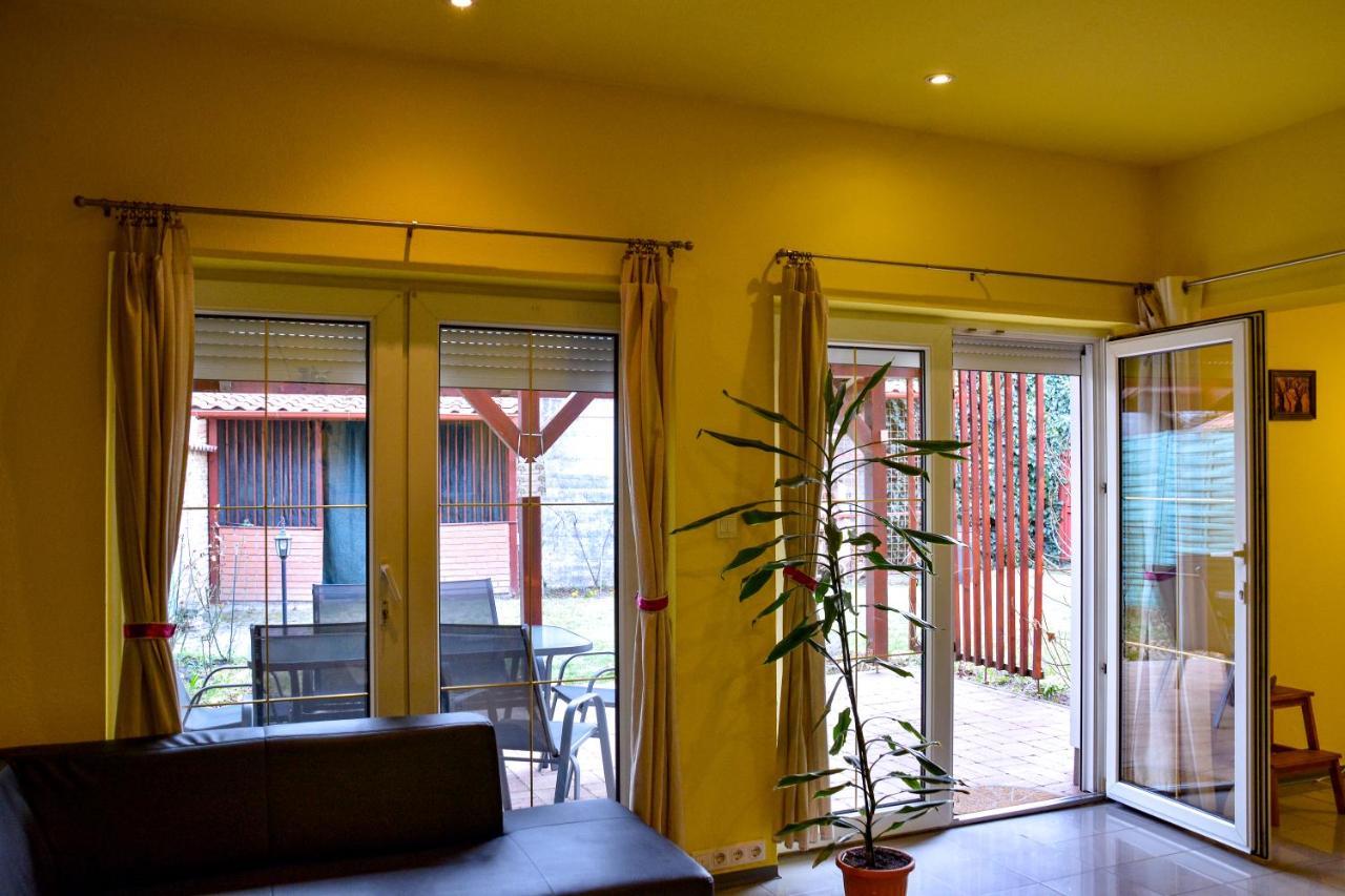 אגר Afrodite Apartmanhaz מראה חיצוני תמונה