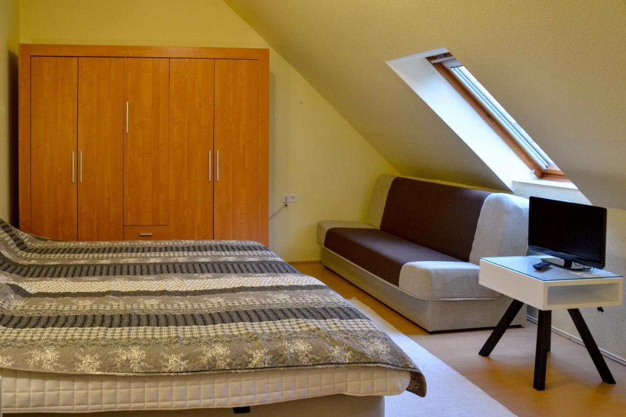 אגר Afrodite Apartmanhaz מראה חיצוני תמונה